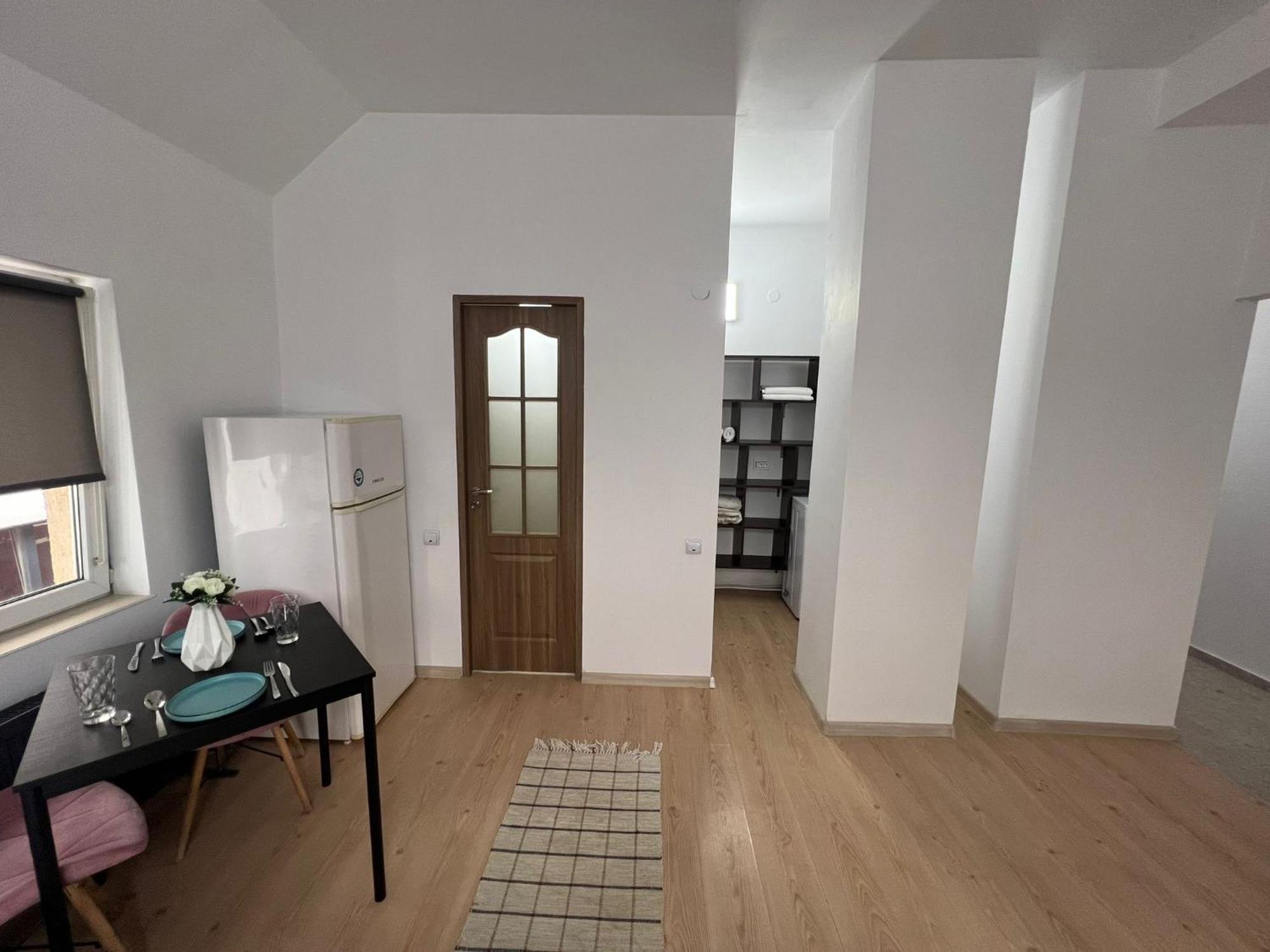 克卢日-纳波卡Compact House公寓 外观 照片